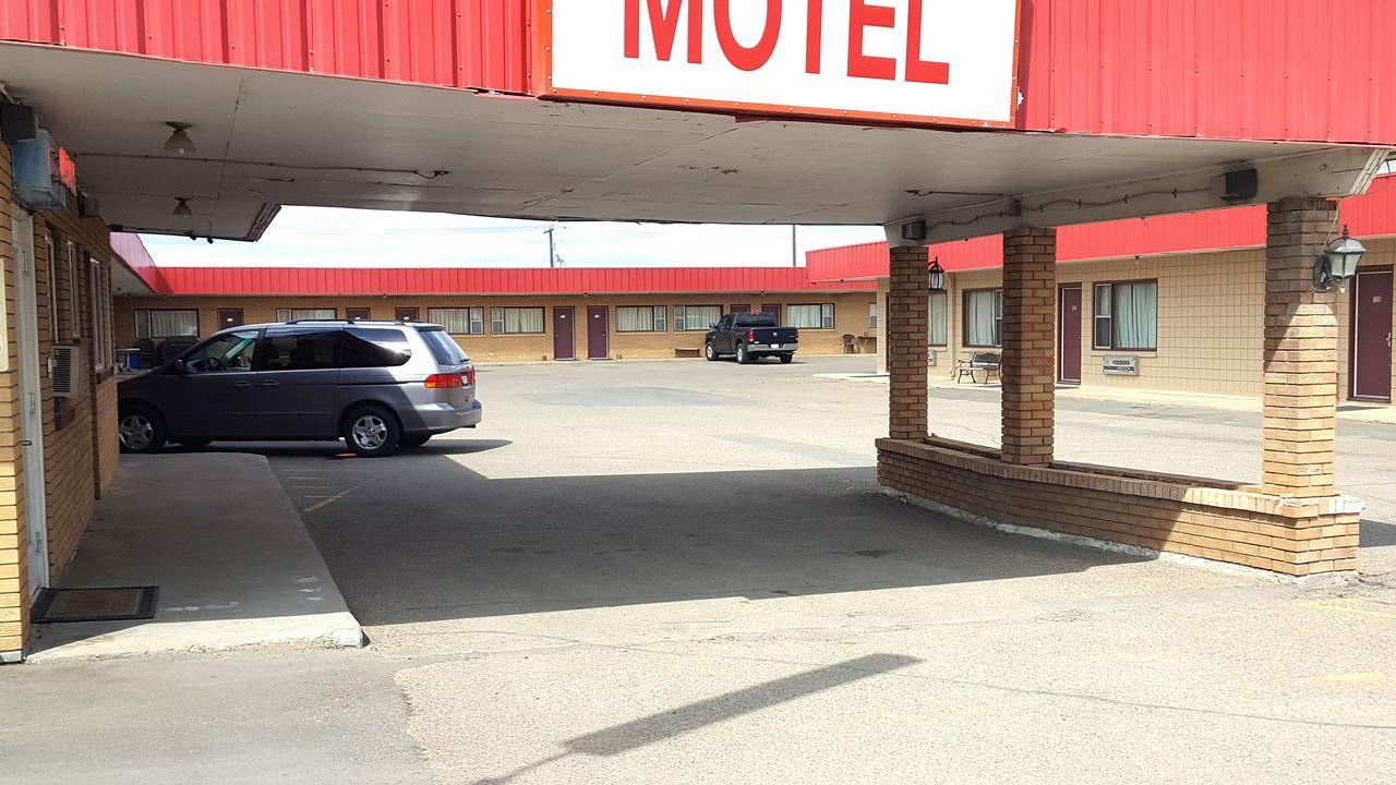 Caravel Motel Swift Current Exterior foto